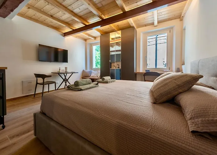 Monolocale San Pietro Centro Storico Di